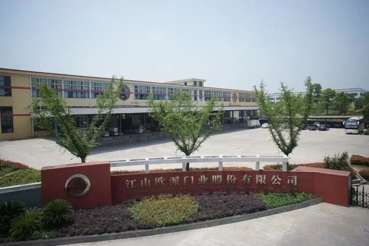  木门市场容量有多大？与定制家居市场对比如何？